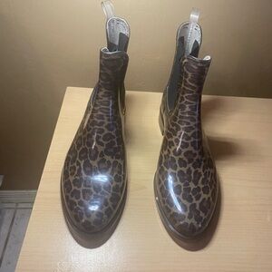 andre assous leopard ankle rain boots size 10